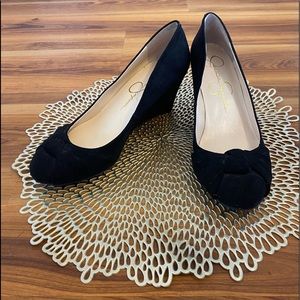 Jessica Simpson closed-toe, black, skinny wedges. Classic & professional!